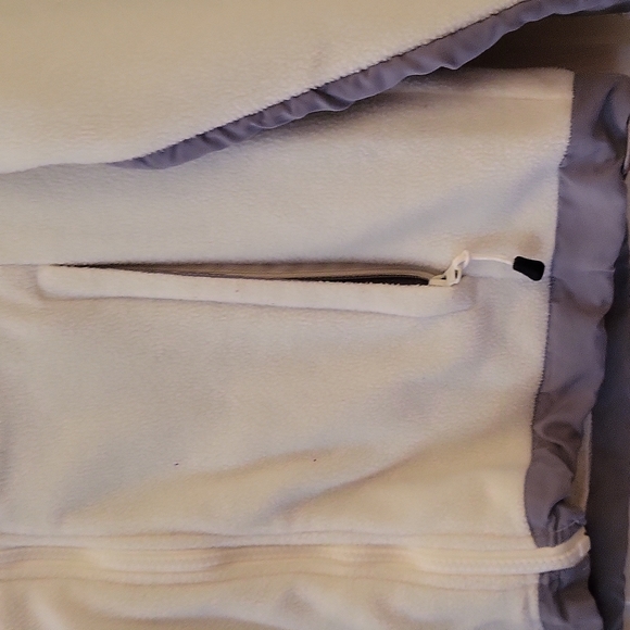 THE NORTH FACE DENALI JACKET CREAM AND GREY GOOD CONDITION. - Picture 6 of 12